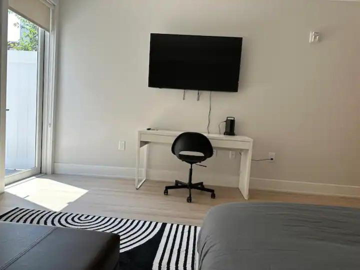 Luxury Stay For Nyc Visit Jersey City 7 Min Walk Nyc Train Station Exterior foto